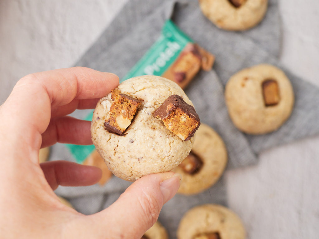 Hazelnut Cookies with Greenback protein bars